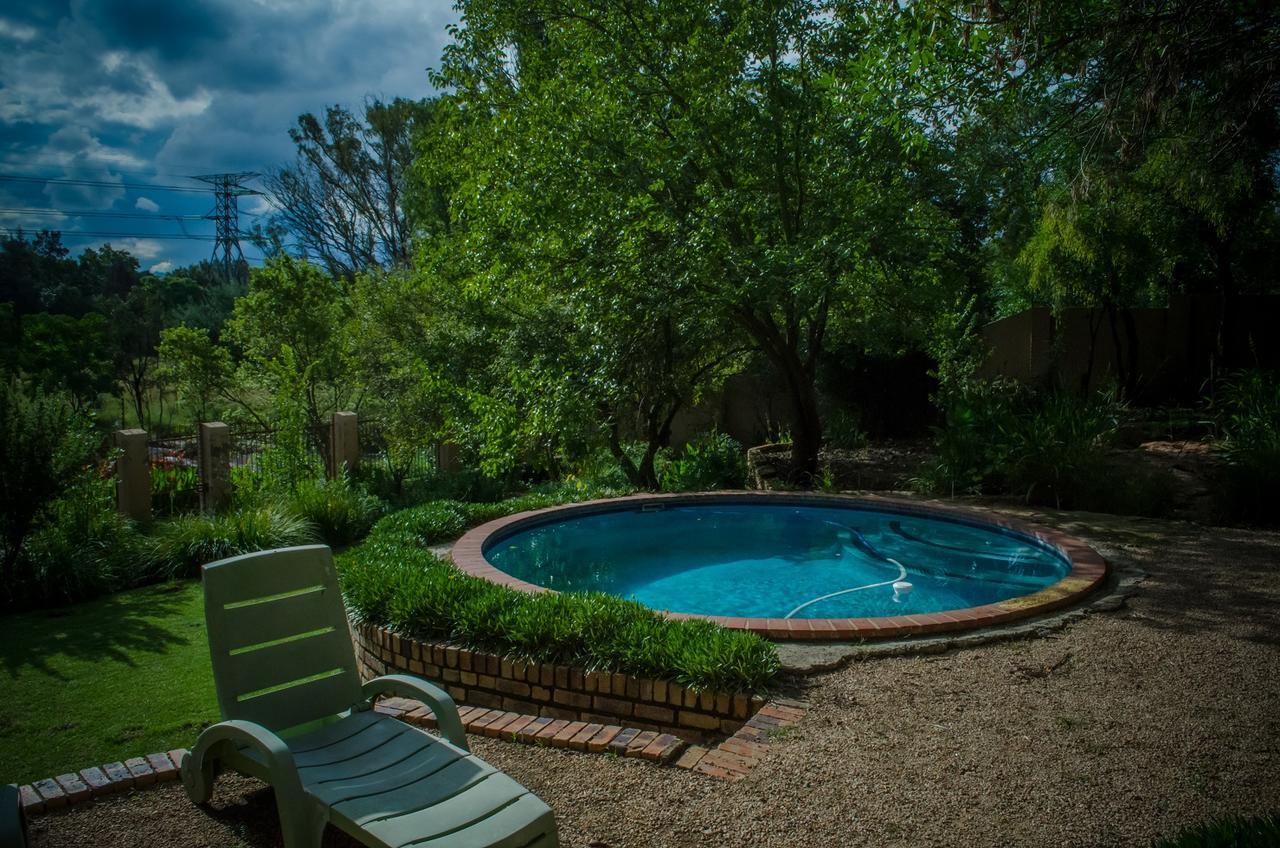 The Rivonia River Lodge Johannesburg Buitenkant foto