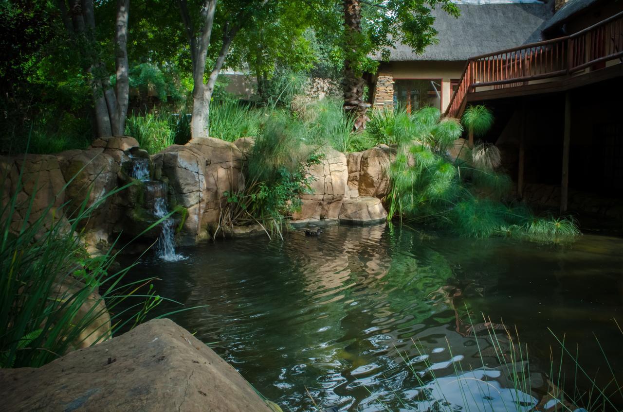 The Rivonia River Lodge Johannesburg Buitenkant foto